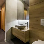 Lupoapartments Z Klimatyzacja Do Wyboru Z Jacuzzi Pole Dance Parking Dostep Na Kod *