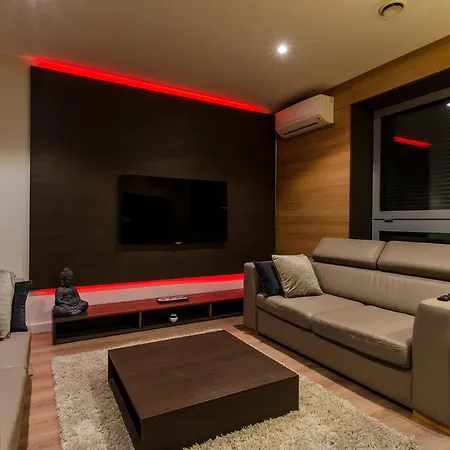 Lupoapartments Z Klimatyzacja Do Wyboru Z Jacuzzi Pole Dance Parking Dostep Na Kod 罗兹