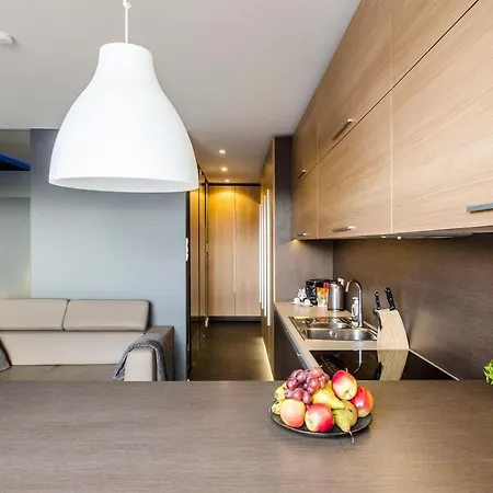 Apartment Lupoapartments Do Wyboru Z Jacuzzi Pole Dance Parking Dostep Na Kod
