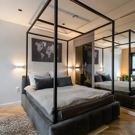 Apartmán Lupoapartments Z Klimatyzacja Do Wyboru Z Jacuzzi Pole Dance Parking Dostep Na Kod