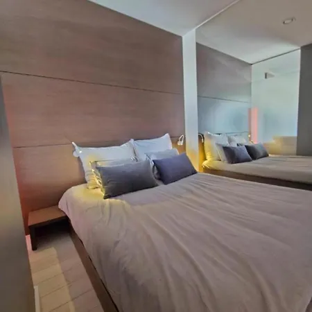 Lupoapartments Do Wyboru Z Jacuzzi Pole Dance Parking Dostep Na Kod Apartment