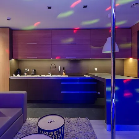 Apartamento Lupoapartments Z Klimatyzacja Do Wyboru Z Jacuzzi Pole Dance Parking Dostep Na Kod