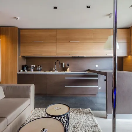 Appartamento Lupoapartments Z Klimatyzacja Do Wyboru Z Jacuzzi Pole Dance Parking Dostep Na Kod *