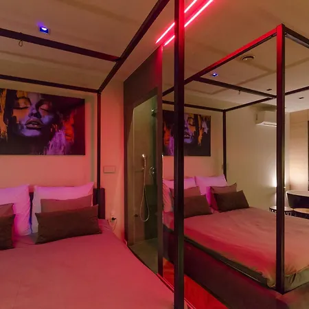 Lupoapartments Z Klimatyzacja Do Wyboru Z Jacuzzi Pole Dance Parking Dostep Na Kod Apartamento *