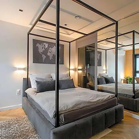Lupoapartments Z Klimatyzacja Do Wyboru Z Jacuzzi Pole Dance Parking Dostep Na Kod *