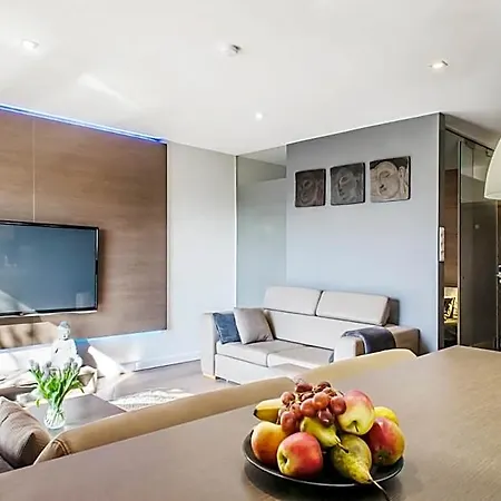 Apartamento Lupoapartments Z Klimatyzacja Do Wyboru Z Jacuzzi Pole Dance Parking Dostep Na Kod