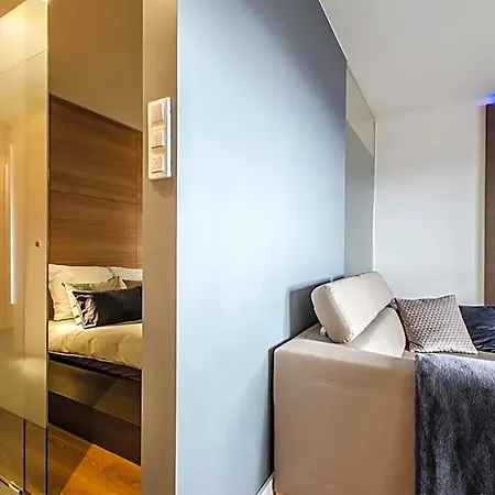 Apartamento Lupoapartments Z Klimatyzacja Do Wyboru Z Jacuzzi Pole Dance Parking Dostep Na Kod *