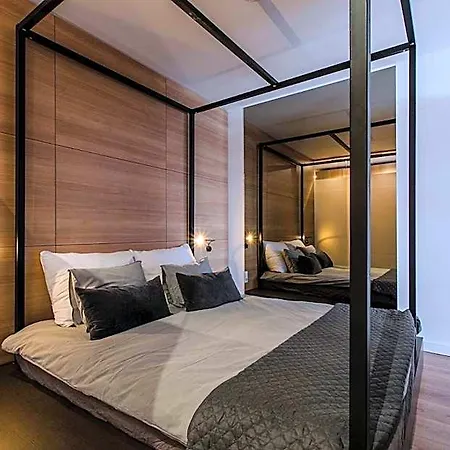 Lupoapartments Z Klimatyzacja Do Wyboru Z Jacuzzi Pole Dance Parking Dostep Na Kod Łódź