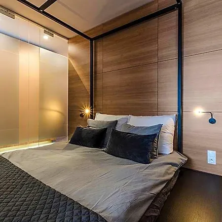 Lupoapartments Z Klimatyzacja Do Wyboru Z Jacuzzi Pole Dance Parking Dostep Na Kod