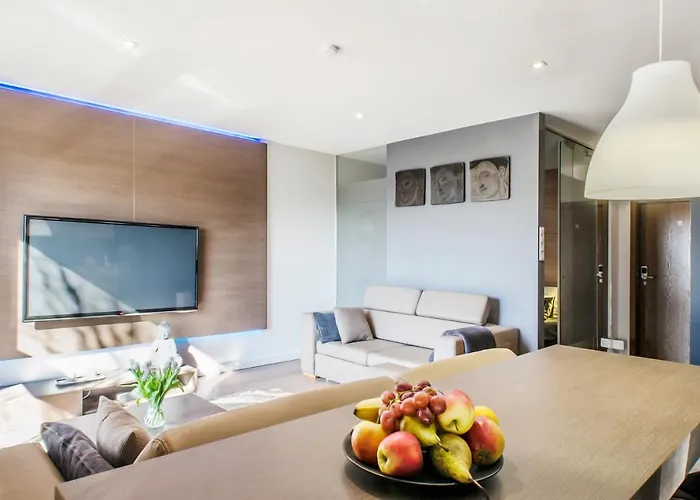 Lupoapartments Z Klimatyzacją Do Wyboru Z Jacuzzi Pole Dance Parking Dostęp Na Kod Apartament