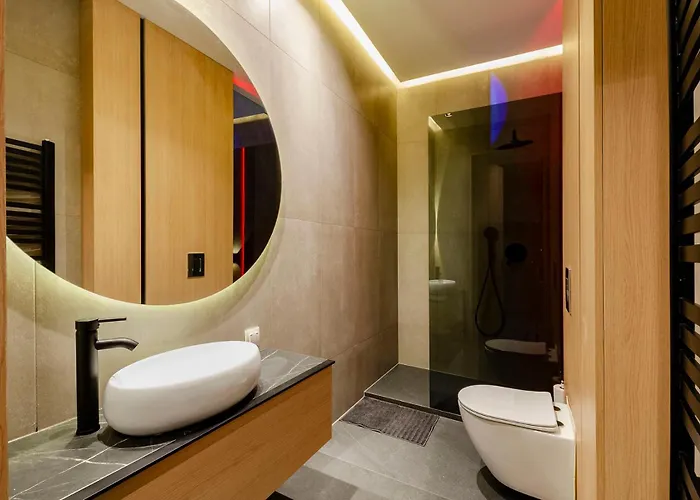 Lupoapartments Z Klimatyzacją Do Wyboru Z Jacuzzi Pole Dance Parking Dostęp Na Kod *